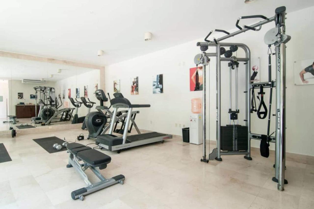 Luxurious & Central Condo In Playa Steps From The Beach Playa del Carmen Esterno foto