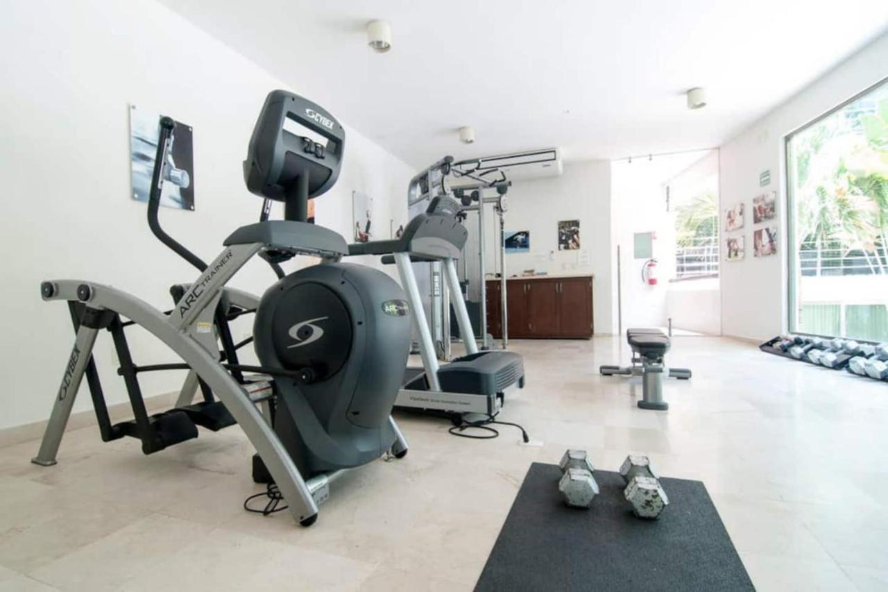 Luxurious & Central Condo In Playa Steps From The Beach Playa del Carmen Esterno foto