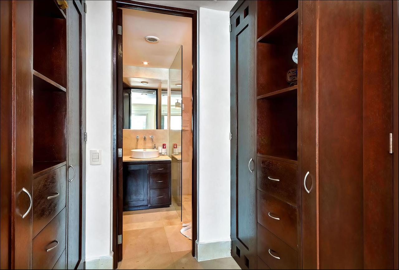 Luxurious & Central Condo In Playa Steps From The Beach Playa del Carmen Esterno foto