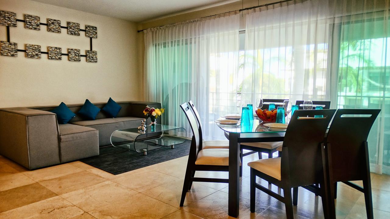 Luxurious & Central Condo In Playa Steps From The Beach Playa del Carmen Esterno foto