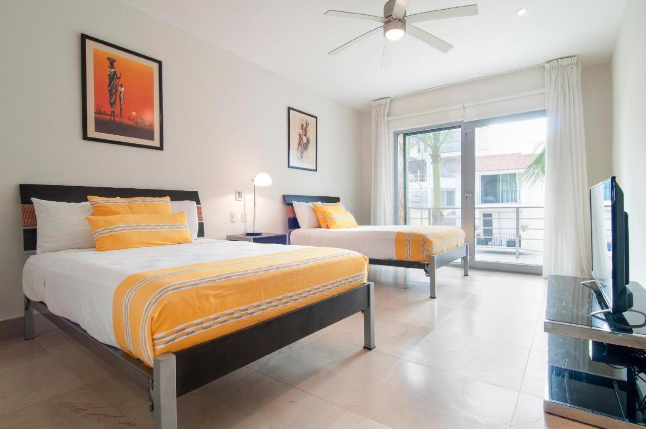 Luxurious & Central Condo In Playa Steps From The Beach Playa del Carmen Esterno foto