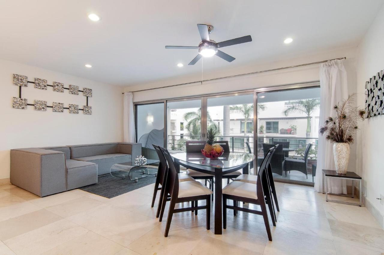 Luxurious & Central Condo In Playa Steps From The Beach Playa del Carmen Esterno foto