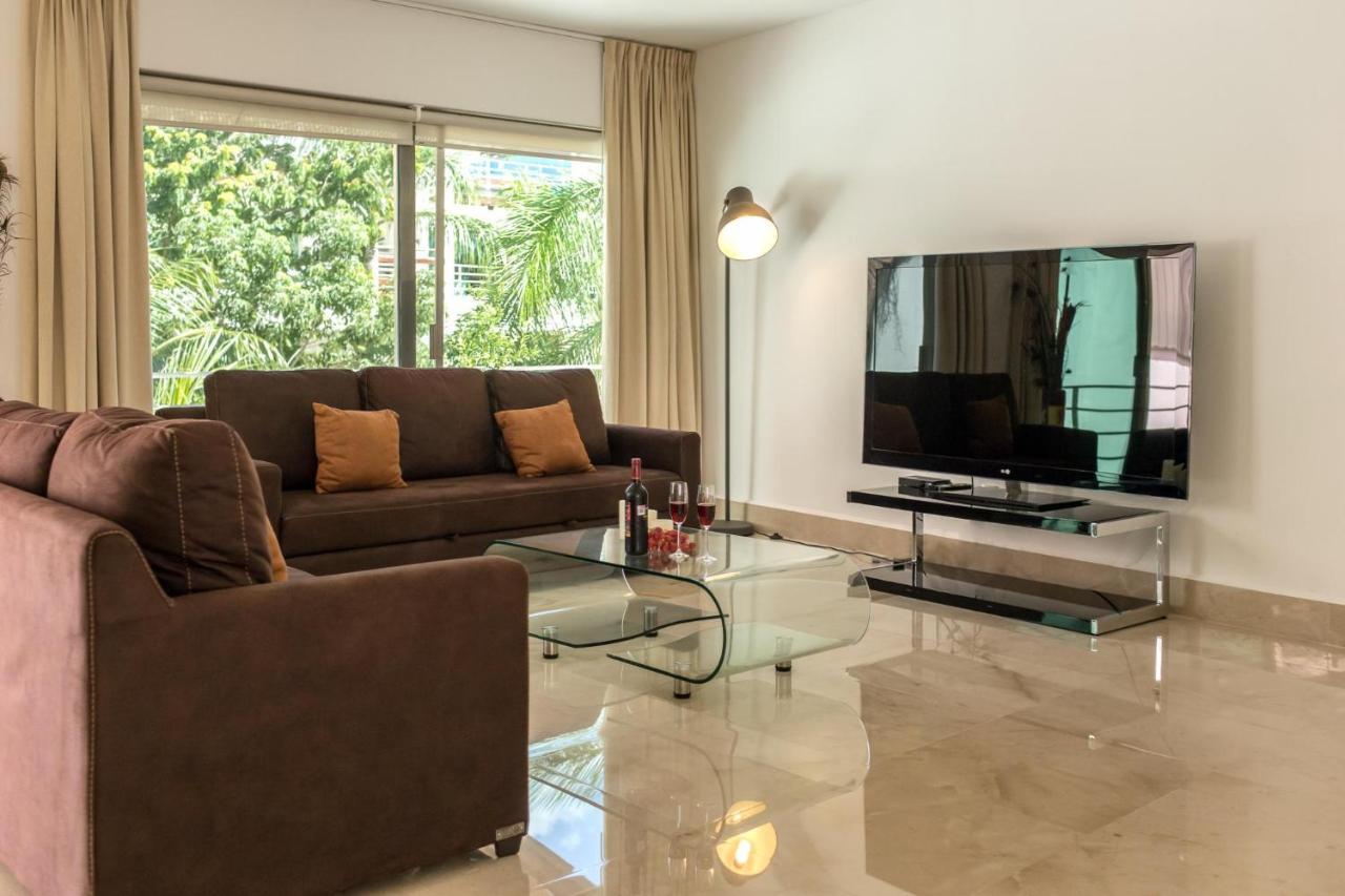 Luxurious & Central Condo In Playa Steps From The Beach Playa del Carmen Esterno foto